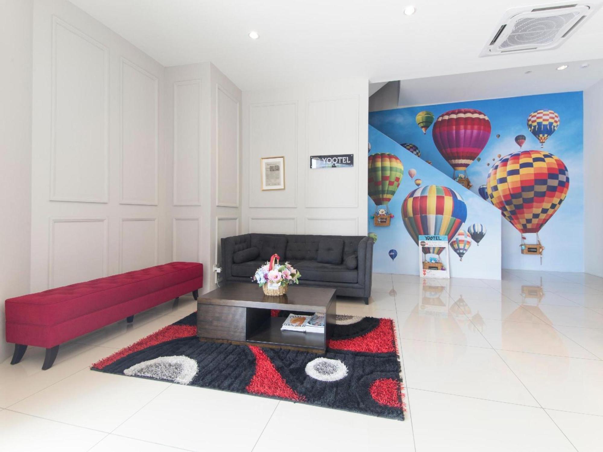 Yootel Boutique Hotel 2*
