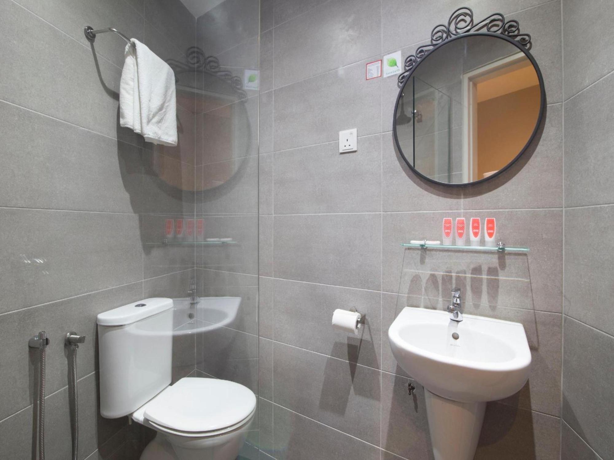 Yootel Boutique Hotel 2*